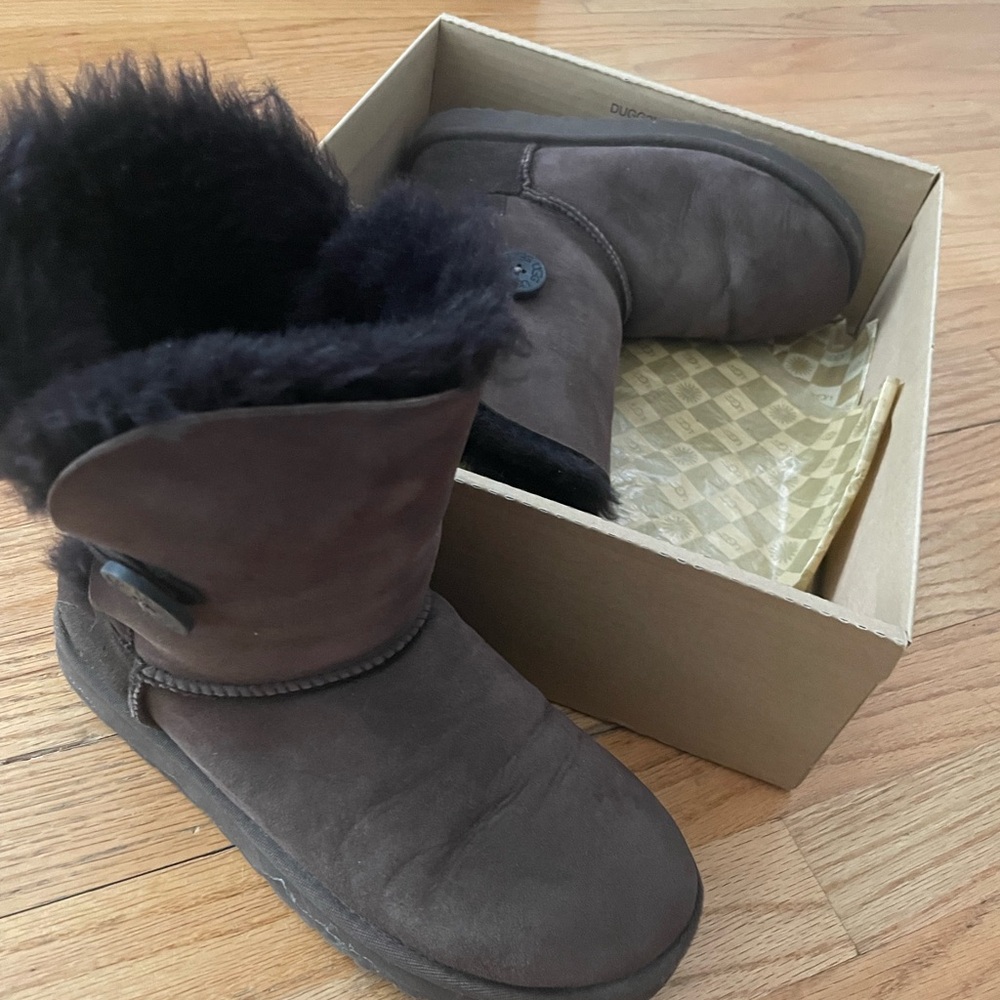 Cozy Brown Shearling Boots
